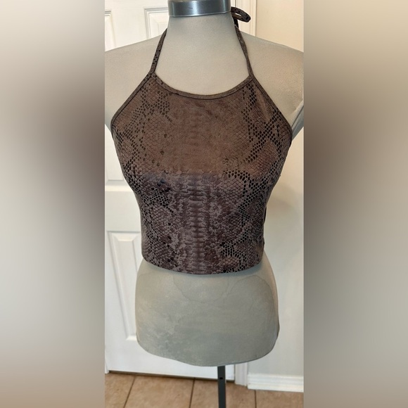 Y2K GUESS Faux Snakeskin Crop Halter Top size medium - Picture 3 of 6